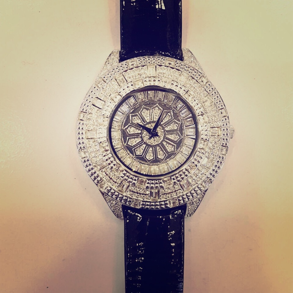 New wristwatches with tags for sale!!